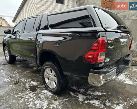 Черный Тойота Хайлюкс, объемом двигателя 2.8 л и пробегом 250 тыс. км за 23500 $, фото 5 на Automoto.ua