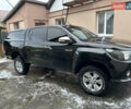 Черный Тойота Хайлюкс, объемом двигателя 2.8 л и пробегом 250 тыс. км за 23500 $, фото 2 на Automoto.ua
