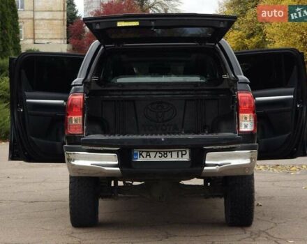 Тойота Хайлюкс 2017 в Черкассах на Automoto.ua Черный Тойота Хайлюкс, объемом двигателя 2.76 л и пробегом 290 тыс. км за 20000 $, фото 7 на Automoto.ua