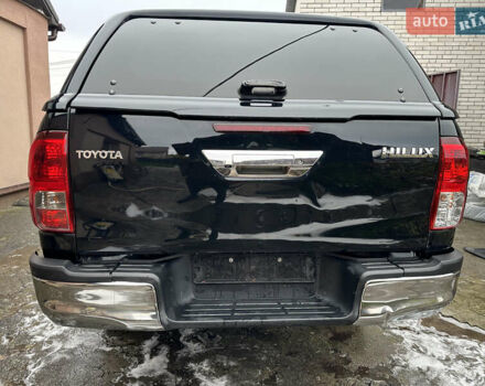 Черный Тойота Хайлюкс, объемом двигателя 2.8 л и пробегом 250 тыс. км за 23500 $, фото 4 на Automoto.ua