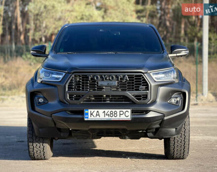 Черный Тойота Хайлюкс, объемом двигателя 2.76 л и пробегом 5 тыс. км за 64500 $, фото 13 на Automoto.ua