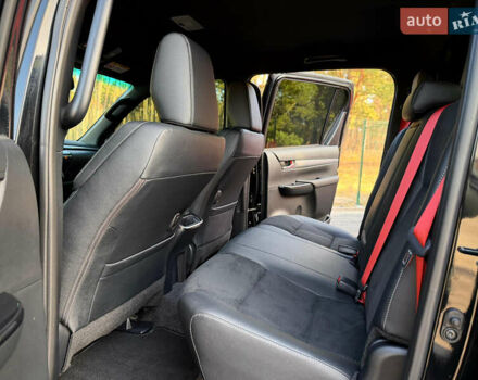 Черный Тойота Хайлюкс, объемом двигателя 2.76 л и пробегом 5 тыс. км за 64500 $, фото 80 на Automoto.ua