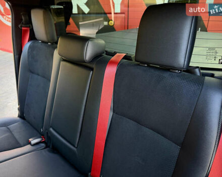 Черный Тойота Хайлюкс, объемом двигателя 2.76 л и пробегом 5 тыс. км за 64500 $, фото 75 на Automoto.ua