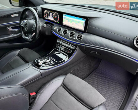 Черный Тойота Хайлюкс, объемом двигателя 2.76 л и пробегом 5 тыс. км за 64500 $, фото 83 на Automoto.ua