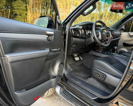 Черный Тойота Хайлюкс, объемом двигателя 2.76 л и пробегом 5 тыс. км за 64500 $, фото 39 на Automoto.ua