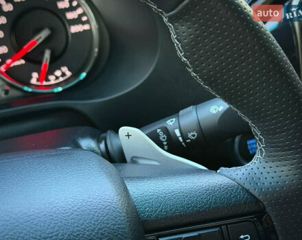 Черный Тойота Хайлюкс, объемом двигателя 2.76 л и пробегом 5 тыс. км за 64500 $, фото 55 на Automoto.ua