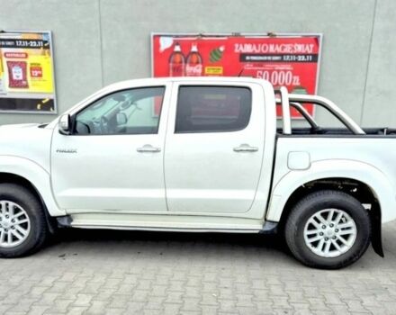 Черный Тойота Хайлюкс, объемом двигателя 2.5 л и пробегом 230 тыс. км за 2950 $, фото 2 на Automoto.ua