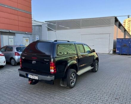 Черный Тойота Хайлюкс, объемом двигателя 3 л и пробегом 219 тыс. км за 4500 $, фото 2 на Automoto.ua