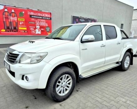 Черный Тойота Хайлюкс, объемом двигателя 2.5 л и пробегом 230 тыс. км за 2950 $, фото 1 на Automoto.ua