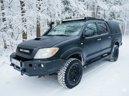 Черный Тойота Хайлюкс, объемом двигателя 3 л и пробегом 301 тыс. км за 5800 $, фото 1 на Automoto.ua