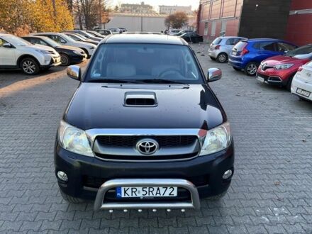 Черный Тойота Хайлюкс, объемом двигателя 3 л и пробегом 219 тыс. км за 4500 $, фото 1 на Automoto.ua