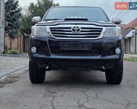 Черный Тойота Хайлюкс, объемом двигателя 2.5 л и пробегом 259 тыс. км за 17500 $, фото 1 на Automoto.ua