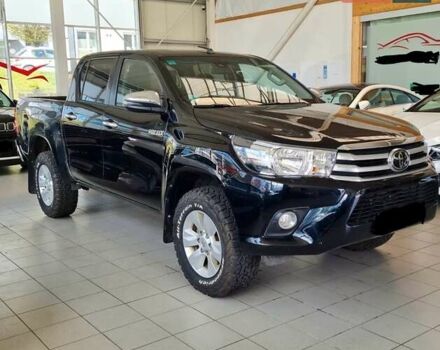 Черный Тойота Хайлюкс, объемом двигателя 2.8 л и пробегом 270 тыс. км за 23500 $, фото 1 на Automoto.ua