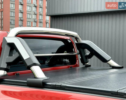 Красный Тойота Хайлюкс, объемом двигателя 2.4 л и пробегом 57 тыс. км за 35000 $, фото 1 на Automoto.ua