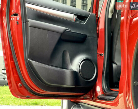 Красный Тойота Хайлюкс, объемом двигателя 2.4 л и пробегом 57 тыс. км за 35000 $, фото 31 на Automoto.ua