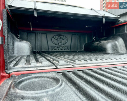 Красный Тойота Хайлюкс, объемом двигателя 2.4 л и пробегом 57 тыс. км за 35000 $, фото 21 на Automoto.ua