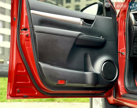 Красный Тойота Хайлюкс, объемом двигателя 2.4 л и пробегом 57 тыс. км за 35000 $, фото 29 на Automoto.ua