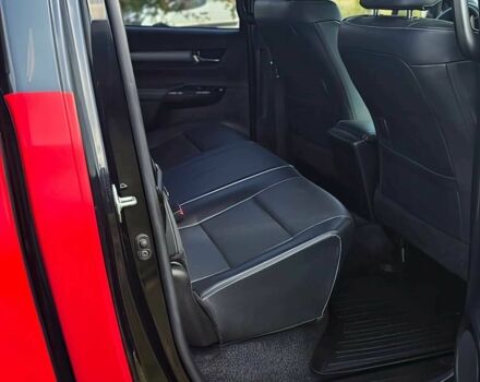 Красный Тойота Хайлюкс, объемом двигателя 2.8 л и пробегом 21 тыс. км за 13000 $, фото 11 на Automoto.ua