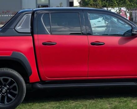 Красный Тойота Хайлюкс, объемом двигателя 2.8 л и пробегом 21 тыс. км за 13000 $, фото 5 на Automoto.ua