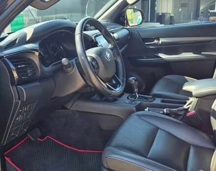 Красный Тойота Хайлюкс, объемом двигателя 2.8 л и пробегом 21 тыс. км за 13000 $, фото 6 на Automoto.ua