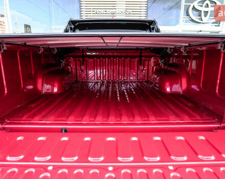 Червоний Тойота Хайлюкс, об'ємом двигуна 2.76 л та пробігом 2 тис. км за 56631 $, фото 10 на Automoto.ua