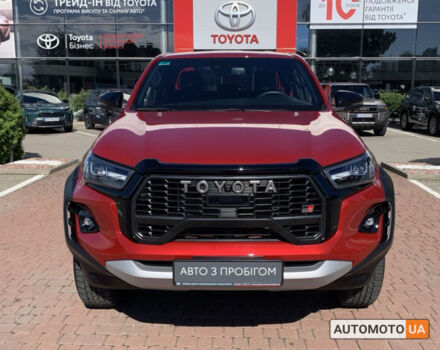 Червоний Тойота Хайлюкс, об'ємом двигуна 2.8 л та пробігом 1000 тис. км за 57400 $, фото 4 на Automoto.ua