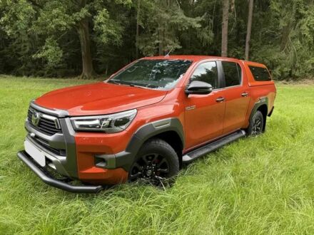 Тойота Хайлюкс 2021 у Вінниці на Automoto.ua Червоний Тойота Хайлюкс, об'ємом двигуна 2 л та пробігом 11 тис. км за 26000 $, фото 1 на Automoto.ua
