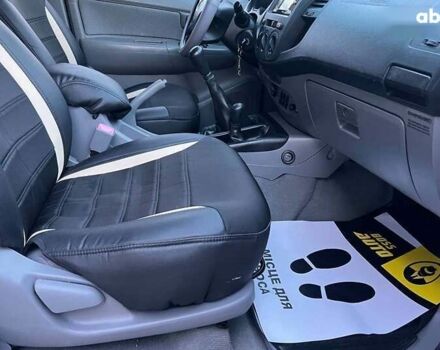 Тойота Хайлюкс, об'ємом двигуна 2.5 л та пробігом 310 тис. км за 19500 $, фото 16 на Automoto.ua