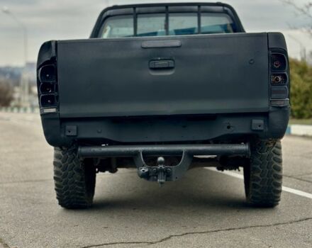 Тойота Хайлюкс, объемом двигателя 2.5 л и пробегом 200 тыс. км за 5500 $, фото 4 на Automoto.ua