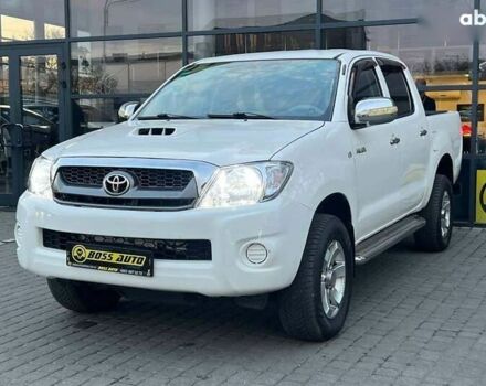 Тойота Хайлюкс, об'ємом двигуна 2.5 л та пробігом 310 тис. км за 19500 $, фото 2 на Automoto.ua