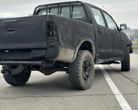 Тойота Хайлюкс, объемом двигателя 2.5 л и пробегом 200 тыс. км за 5500 $, фото 3 на Automoto.ua