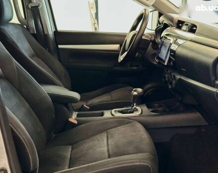 Тойота Хайлюкс, об'ємом двигуна 2.8 л та пробігом 236 тис. км за 27500 $, фото 14 на Automoto.ua