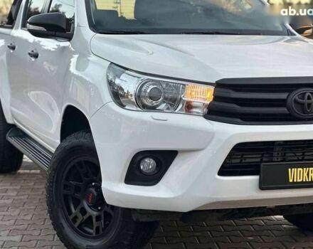 Тойота Хайлюкс, объемом двигателя 2.8 л и пробегом 250 тыс. км за 29950 $, фото 3 на Automoto.ua