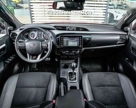 Тойота Хайлюкс, об'ємом двигуна 2.8 л та пробігом 2 тис. км за 58108 $, фото 7 на Automoto.ua