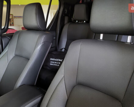 Тойота Хайлюкс 2024 в Кривом Роге на Automoto.ua Тойота Хайлюкс, объемом двигателя 2.76 л и пробегом 0 тыс. км за 61395 $, фото 19 на Automoto.ua