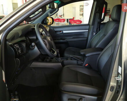 Тойота Хайлюкс 2024 в Кривом Роге на Automoto.ua Тойота Хайлюкс, объемом двигателя 2.76 л и пробегом 0 тыс. км за 61395 $, фото 20 на Automoto.ua