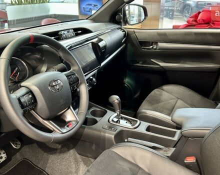 Тойота Хайлюкс 2025 в Киеве на Automoto.ua Тойота Хайлюкс, объемом двигателя 2.76 л и пробегом 0 тыс. км за 61140 $, фото 11 на Automoto.ua