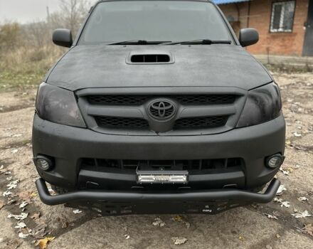 Тойота Хайлюкс, объемом двигателя 2.5 л и пробегом 165 тыс. км за 6400 $, фото 1 на Automoto.ua