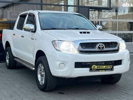 Тойота Хайлюкс 2011 у Івано-Франківську на Automoto.ua Тойота Хайлюкс, об'ємом двигуна 2.5 л та пробігом 310 тис. км за 19500 $, фото 1 на Automoto.ua