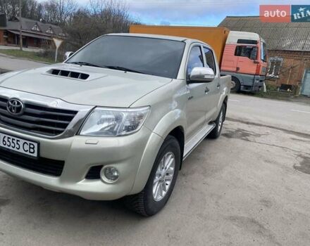 Жовтий Тойота Хайлюкс, об'ємом двигуна 2.98 л та пробігом 356 тис. км за 18800 $, фото 1 на Automoto.ua