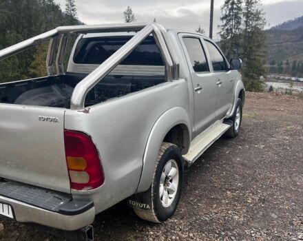 Серый Тойота Хайлюкс, объемом двигателя 2.5 л и пробегом 350 тыс. км за 10300 $, фото 5 на Automoto.ua