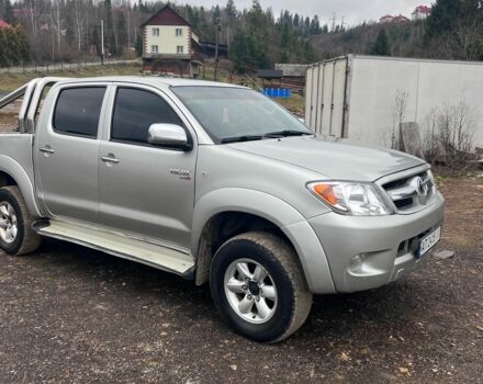 Серый Тойота Хайлюкс, объемом двигателя 2.5 л и пробегом 350 тыс. км за 10300 $, фото 7 на Automoto.ua