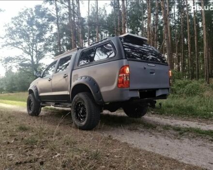 Серый Тойота Хайлюкс, объемом двигателя 0 л и пробегом 250 тыс. км за 2750 $, фото 5 на Automoto.ua