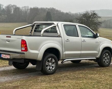 Серый Тойота Хайлюкс, объемом двигателя 3 л и пробегом 215 тыс. км за 4200 $, фото 4 на Automoto.ua