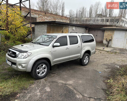 Сірий Тойота Хайлюкс, об'ємом двигуна 3 л та пробігом 313 тис. км за 17500 $, фото 5 на Automoto.ua