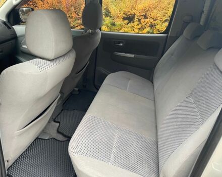 Тойота Хайлюкс 2009 в Киеве на Automoto.ua Серый Тойота Хайлюкс, объемом двигателя 3 л и пробегом 312 тыс. км за 17500 $, фото 12 на Automoto.ua