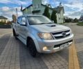 Серый Тойота Хайлюкс, объемом двигателя 3 л и пробегом 178 тыс. км за 8730 $, фото 3 на Automoto.ua