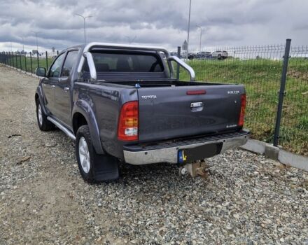 Тойота Хайлюкс 2011 в Львове на Automoto.ua Серый Тойота Хайлюкс, объемом двигателя 3 л и пробегом 200 тыс. км за 7569 $, фото 2 на Automoto.ua