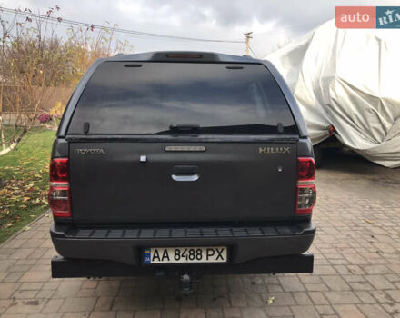 Сірий Тойота Хайлюкс, об'ємом двигуна 2.5 л та пробігом 181 тис. км за 18500 $, фото 6 на Automoto.ua