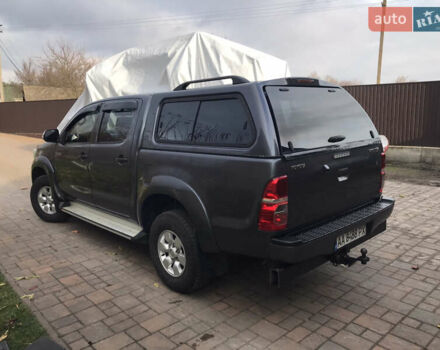 Сірий Тойота Хайлюкс, об'ємом двигуна 2.5 л та пробігом 181 тис. км за 18500 $, фото 5 на Automoto.ua